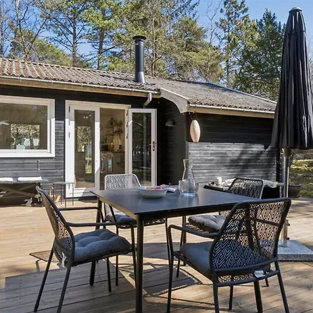 Dom wakacyjny Ermelina - 150m From The Sea By Interhome *