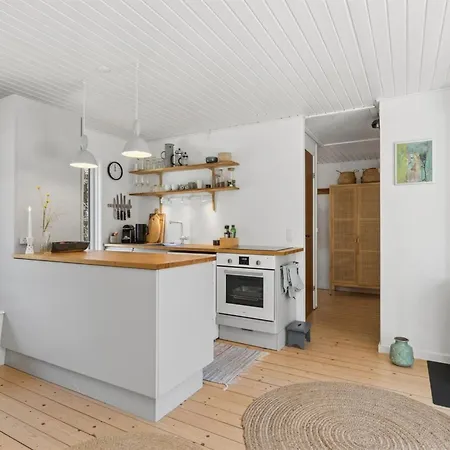 Ermelina - 150m From The Sea By Interhome Feriehus