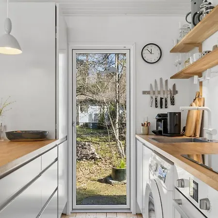 Dom wakacyjny Ermelina - 150m From The Sea By Interhome *